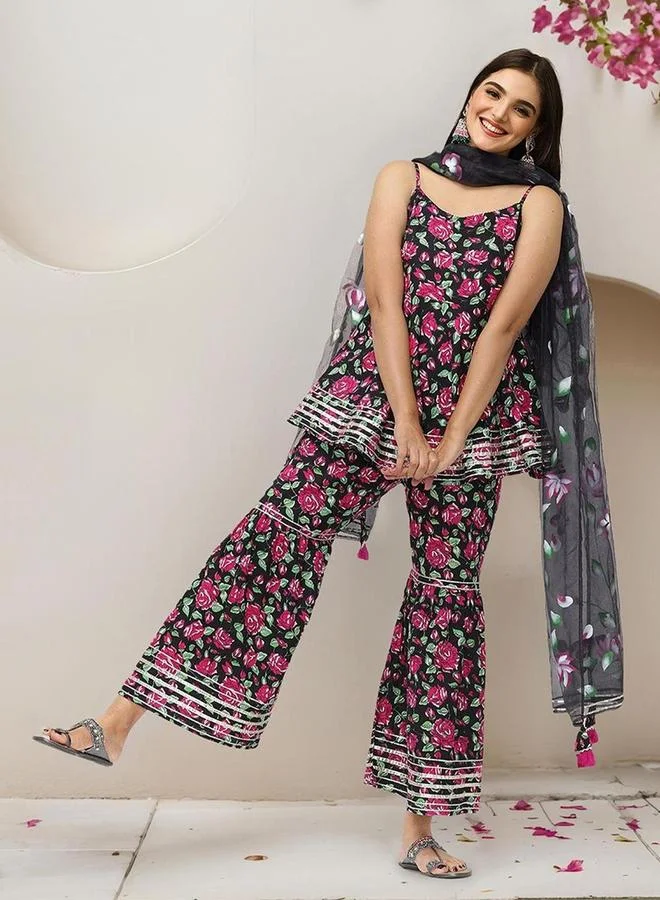 ISHIN Ishin Black Floral Cotton Kurta with Pants and Dupatta Set