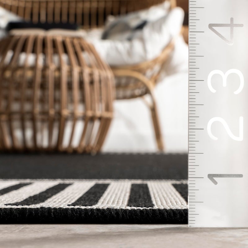 Nuloom Asha Black/Ivory, 4' x 6', Casual, Striped Border, Soft and Cozy, High Traffic, Stain Resistant, Easy Clean, Durable Area Rug for Indoor/Outdoor Patio, Deck, Porch, Garden, Courtyard - Image 3