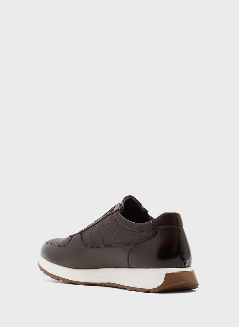 Robert Wood Hybrid Casual Slip Ons