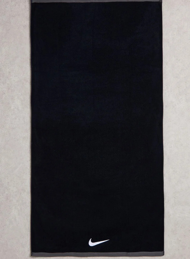 Nike Large Fundamental Towel
