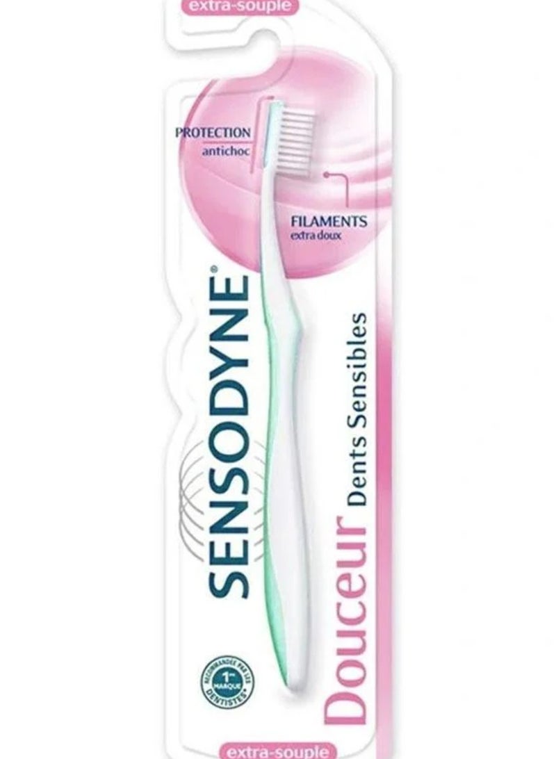 Sensodyne Extra Soft Toothbrush Douceur - Multicolor