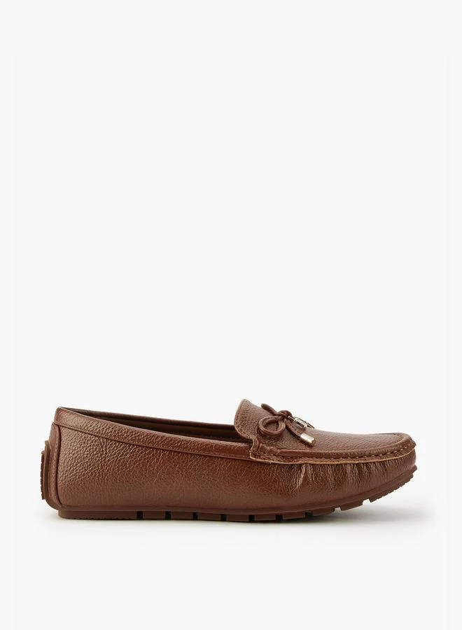 فلورا بيلا من شو إكسبرس Textured Slip-On Moccasins with Bow