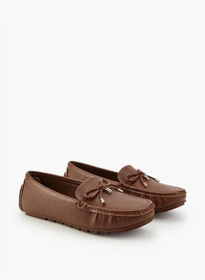 فلورا بيلا من شو إكسبرس Textured Slip-On Moccasins with Bow