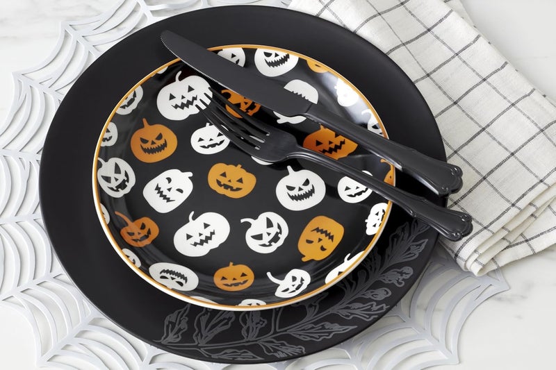 ONEIDA Dinnerware Set, Vintro Halloween Accent Plates, Assorted Set of 4, Porcelain, Dishwasher Safe, Microwave Safe, Halloween Decor Indoor, Skulls, Pumpkins, Spooky Decorative Plates (4 Piece) - Image 3