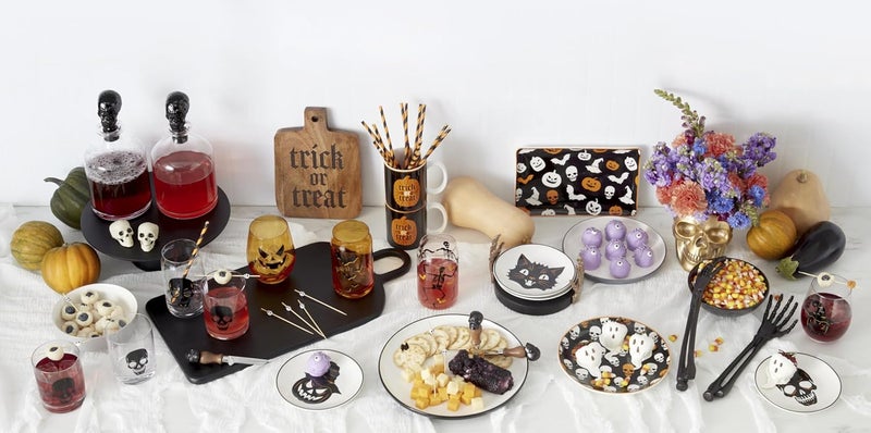 ONEIDA Dinnerware Set, Vintro Halloween Accent Plates, Assorted Set of 4, Porcelain, Dishwasher Safe, Microwave Safe, Halloween Decor Indoor, Skulls, Pumpkins, Spooky Decorative Plates (4 Piece) - Image 5