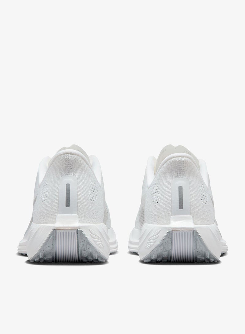 Nike Pegasus Plus - Image 4