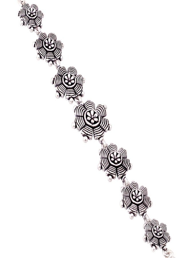 VOYLLA Nayantara Vintage Chain Bracelet - Image 1