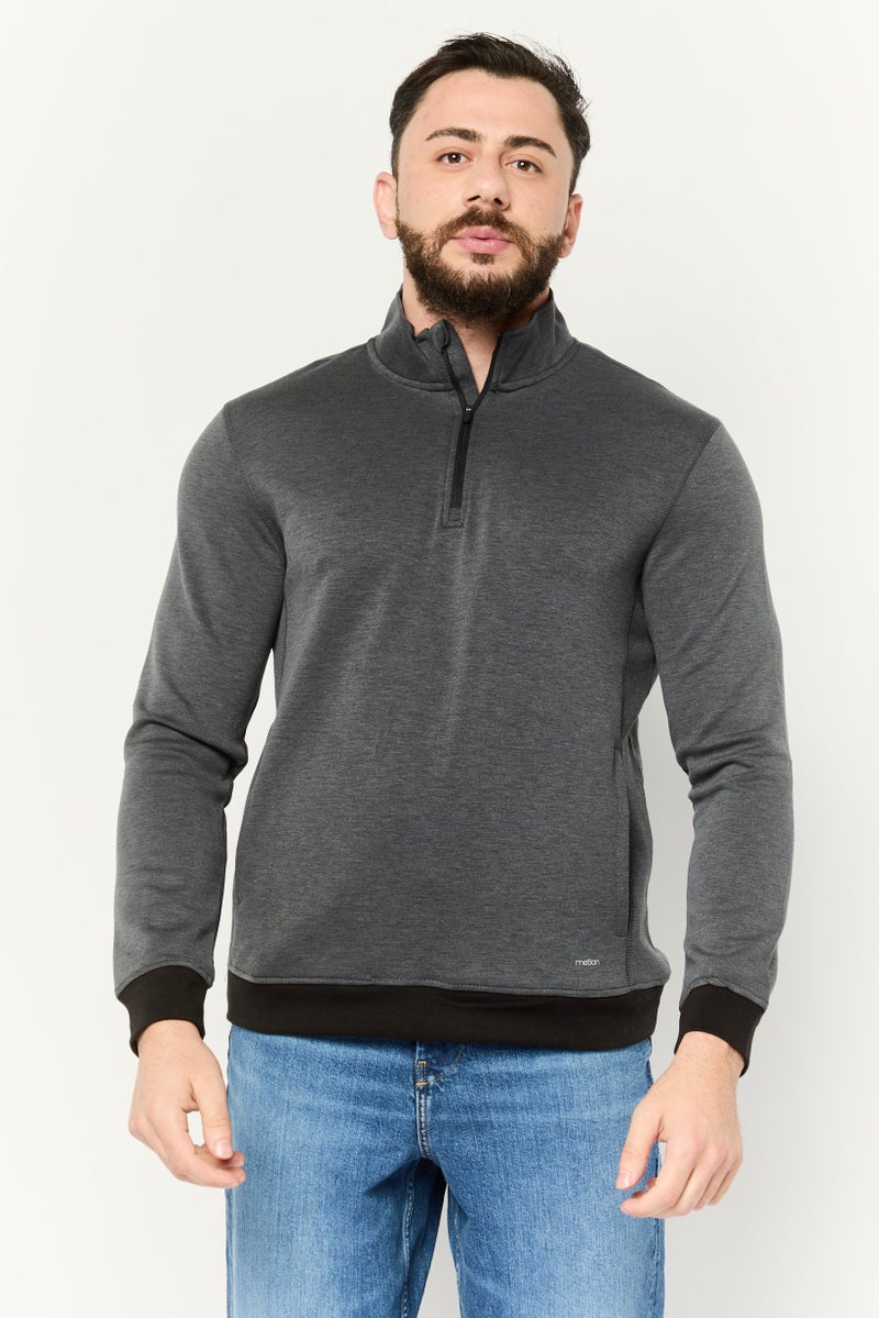 MOTION سويت شيرت رجالي بأكمام طويلة بسحاب نصف، شعار العلامة التجارية، رمادي/أسود - Image 1