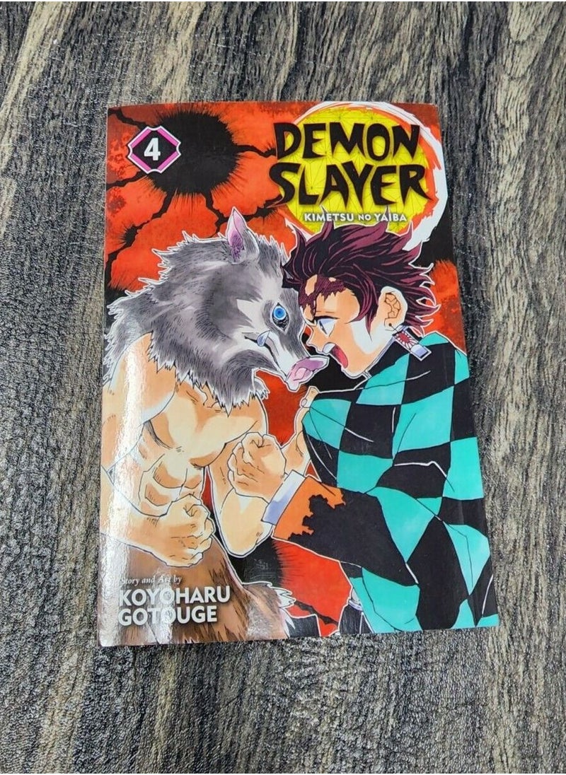 Demon Slayer: Kimetsu no Yaiba, Vol. 4 