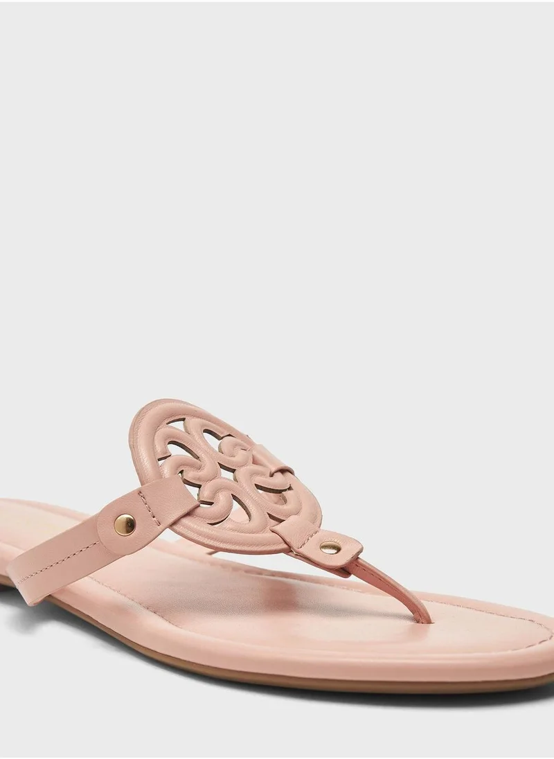 سيليست Single Strap Flat Sandals