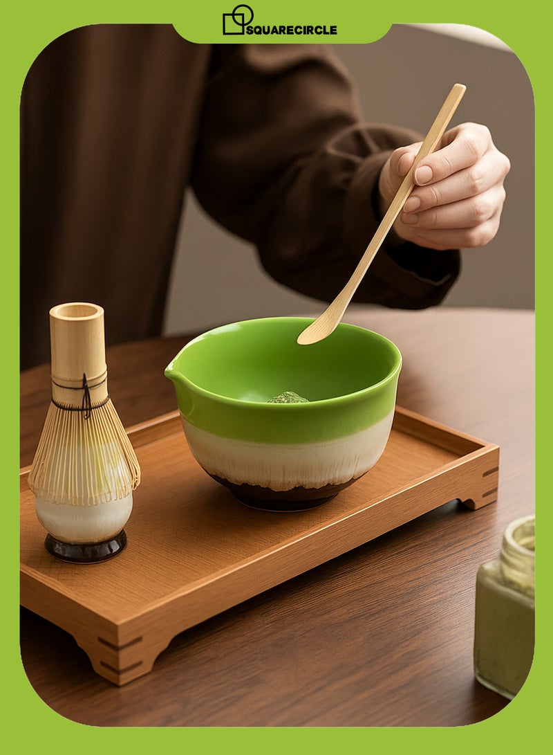 دائرة مربعة طقم ماتشا ياباني مكون من 4 قطع مع فوهة، وعاء ماتشا سيراميكي + حامل خفاقة + خفاقة من الخيزران + ملعقة، لحفل الشاي التقليدي - طقم ماتشا مثالي مصنوع يدويًا من السيراميك الخشن لتحضير شاي ماتشا التقليدي، طقم هدايا ماتشا طبيعي 100% (تدرج أخضر) - Image 1