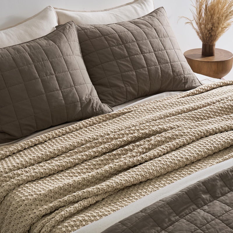 EVERGRACEHOME Chunky Chenille Knit Throw Blanket for Couch, Soft Luxurious Oversized King Moss Stitch Blanket for Bed, Large Cozy Farmhouse Knitted Throw for Sofa, Sand Dune, 92" x 108" - Image 3