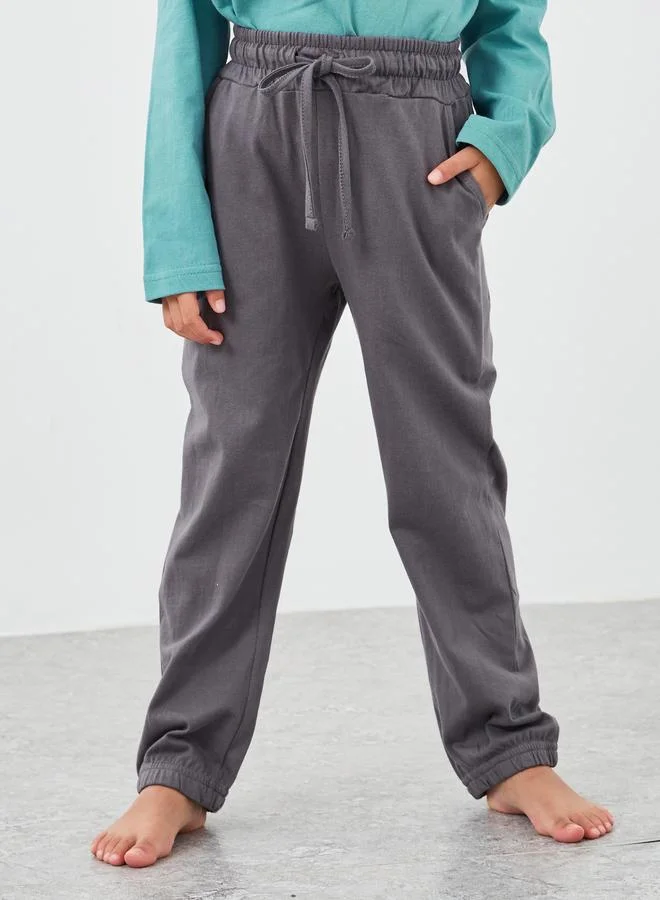 Styli Styli Slogan Print Long Sleeves T-Shirt and Pyjama Set