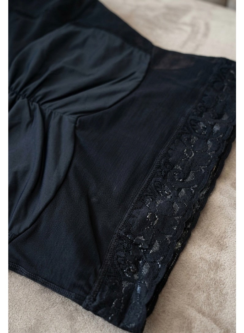 High-Waisted Tummy Control Shapewear Shorts with Lace Trim - Image 3