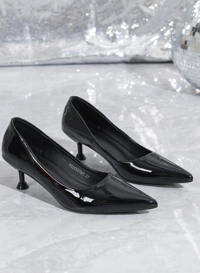 سنيك ايه بيك حذاء بامب بمقدمة مدببة ومظهر لامع - Image 5