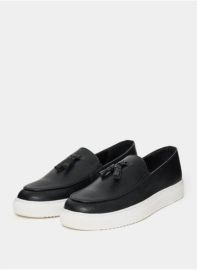 ستايلي Tassel Front Detail Casual Moccasin