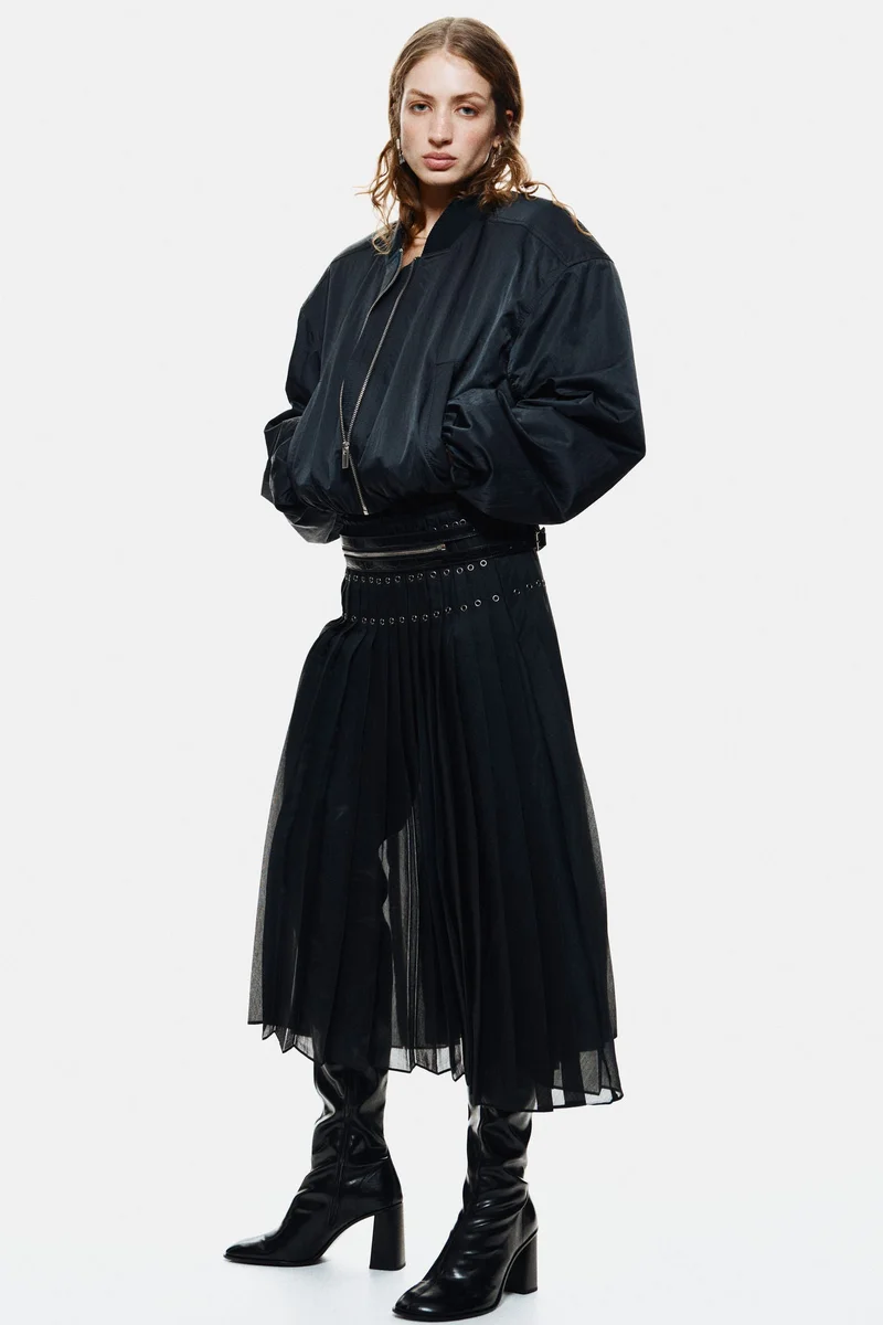 H&M Eyelet-detail plissé skirt