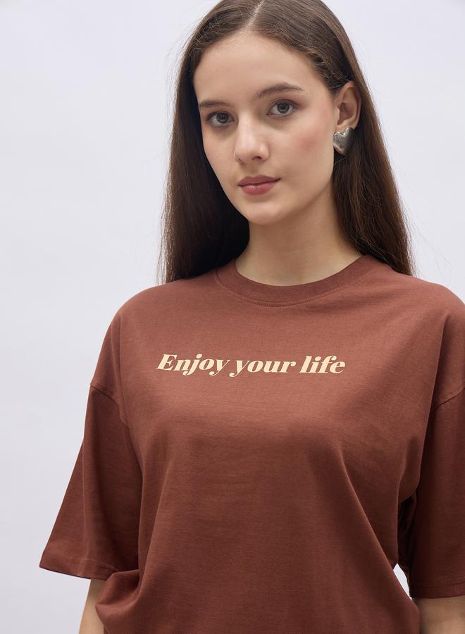 Styli Brown Slogan Print Oversized T-Shirt - Image 4