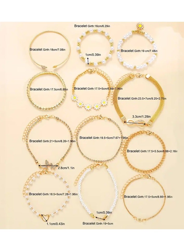 طقم أساور أنيق من ١٢ قطعة من اللؤلؤ الصناعي وزهرة الأقحوان - دلايات على شكل قلب ونجمة وفراشة للنساء | مثالي للعطلات والارتداء اليومي والهدايا - Image 3