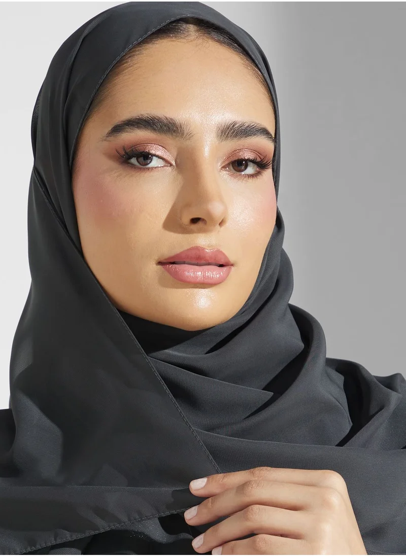 Khizana Abaya With Lace Insert Sleeve