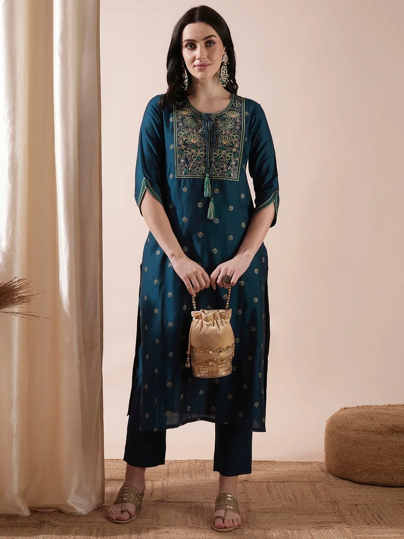 globus Women Teal Green Floral Embroidered Thread Work Straight Kurta With Trousers
