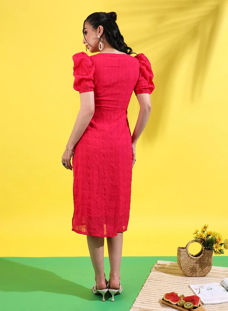 كامبوس سوترا Campus Sutra Women's Solid Red Dress With Cutout Detail