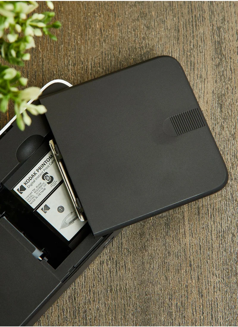 Kodak Printomatic Instant Print Camera