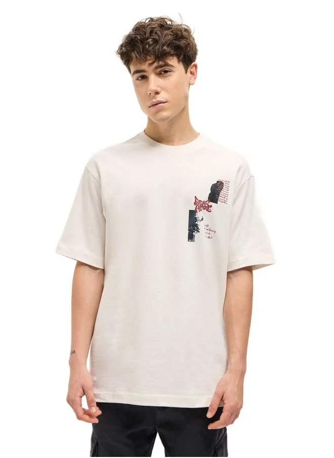 THE BEAR HOUSE Men's White Oversize Graphic Printed Crew Neck T-shirt Perfect For Casual Wear, Gym, Travel, Or Layering Stylish And Versatile Essential For Every Wardrobe