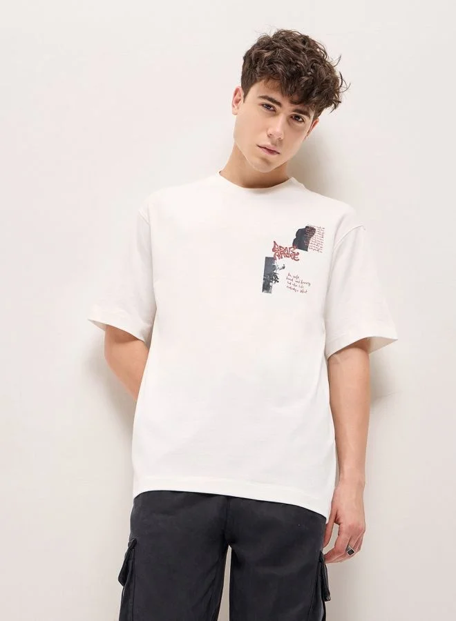 THE BEAR HOUSE Men's White Oversize Graphic Printed Crew Neck T-shirt Perfect For Casual Wear, Gym, Travel, Or Layering Stylish And Versatile Essential For Every Wardrobe