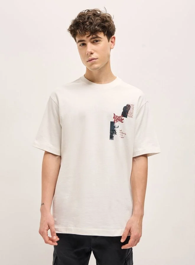 THE BEAR HOUSE Men's White Oversize Graphic Printed Crew Neck T-shirt Perfect For Casual Wear, Gym, Travel, Or Layering Stylish And Versatile Essential For Every Wardrobe