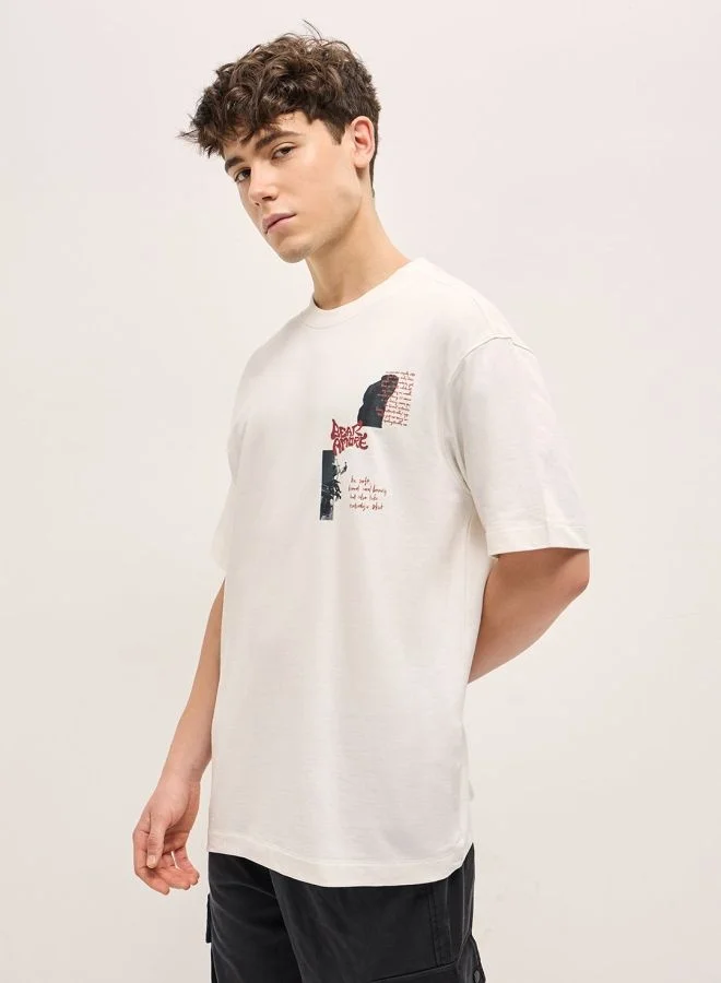 THE BEAR HOUSE Men's White Oversize Graphic Printed Crew Neck T-shirt Perfect For Casual Wear, Gym, Travel, Or Layering Stylish And Versatile Essential For Every Wardrobe