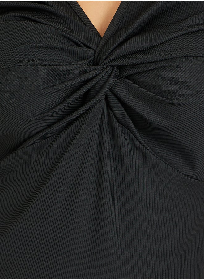 Styli Plus Size Textured Twisted Front T-Shirt  - Image 3