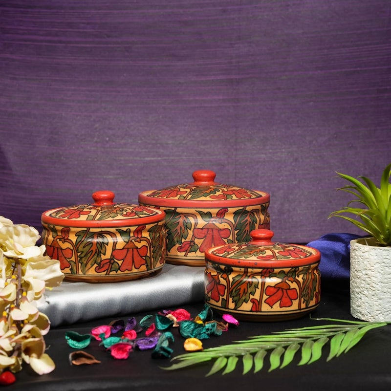 Caffeine طقم قدر سيراميك يدوي مزخرف بزهور برتقالية مع غطاء مكون من 31 قطعة كبيرة 1 متوسطة 1 صغيرة - Image 1