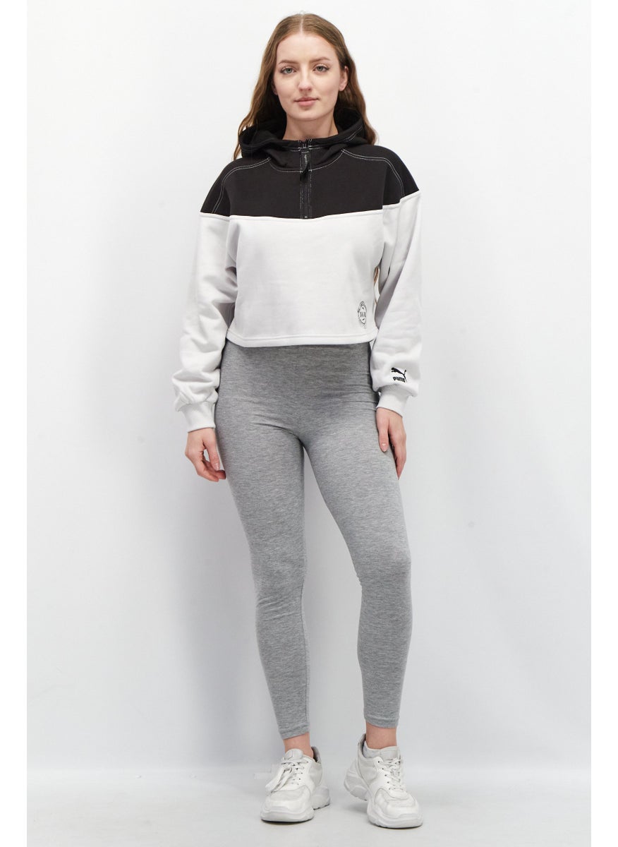 PUMA Women Sportswear Fit Long Sleeve Training Crop Hooded, Black  - Image 4