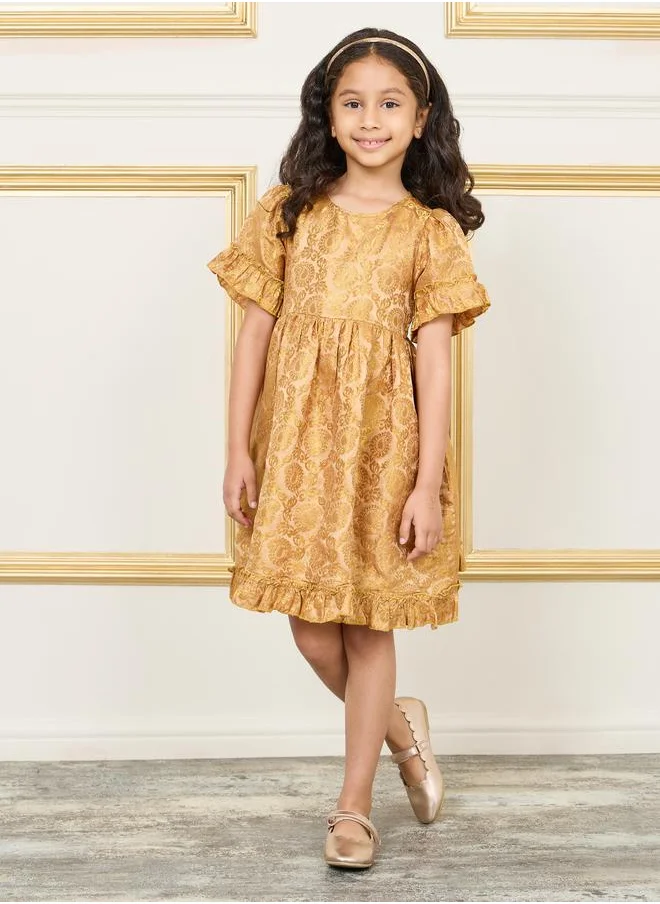 ستايلي Ruffled Edge Jacquard Dress