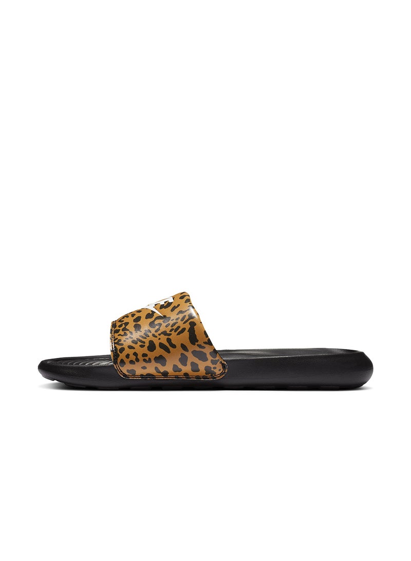 Nike VICTORI ONE SLIDE PRINT - Image 5