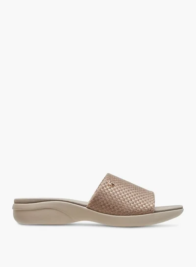 Le Confort Women's Textured Slip-On Sandals