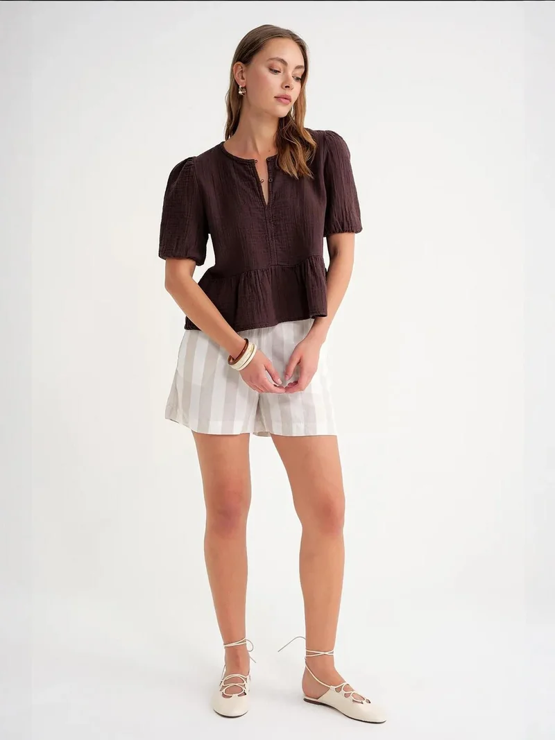 MixRay Mixray Textured Muslin Crew Neck Blouse with Button Closure