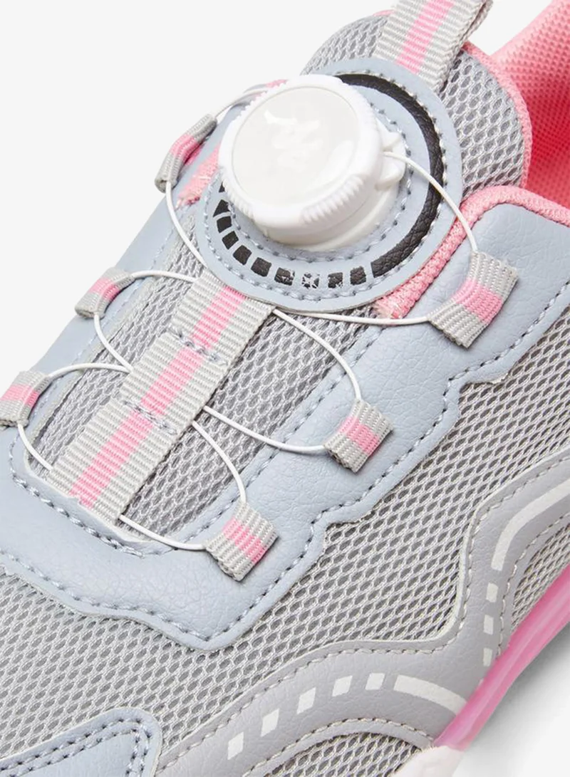 كابا أحذية رياضية دوارة للبنات بنعل دوار