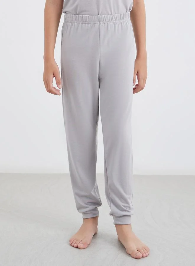 Styli Styli Boys Grey Overlock Seam T-Shirt and Pyjama Set