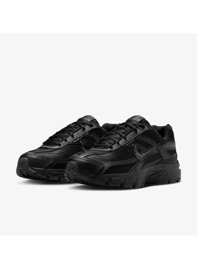 Nike Initiator