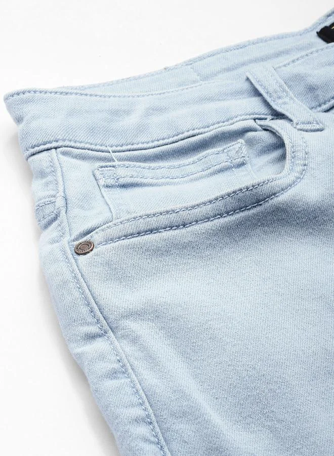 مرفوعة جينز سادة بقصة مستقيمة