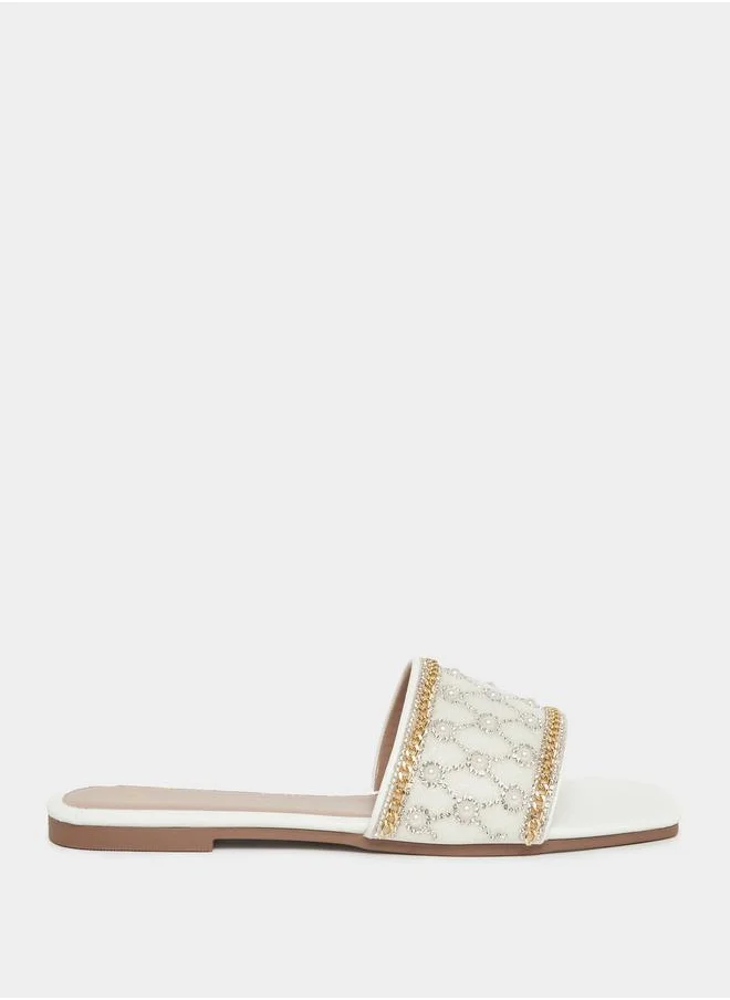 ستايلي Pearl Embellished Flat Sandals