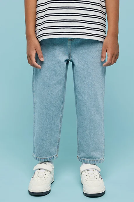 R&B Washed Straight Fit Jeans with Button Closure