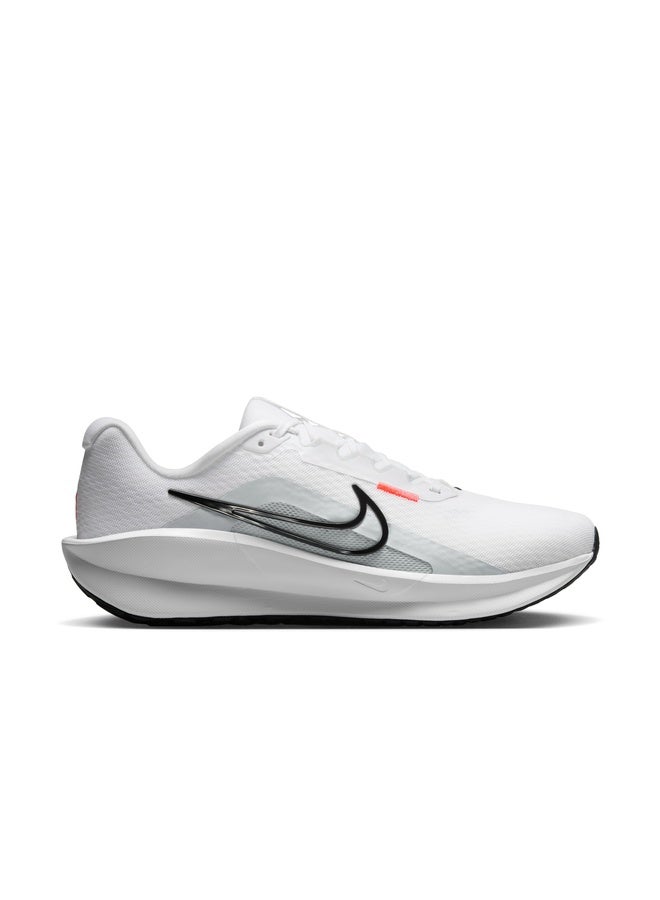 Nike Downshifter 13 - Image 1