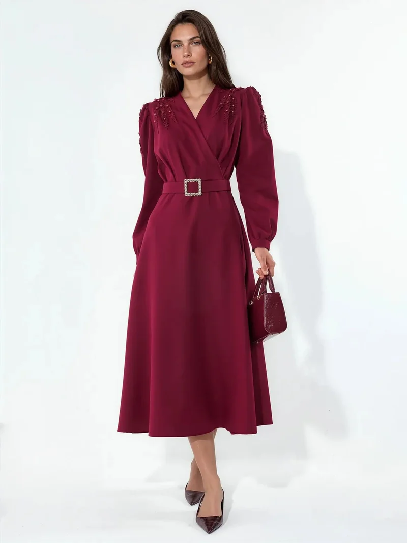 جينيفر Belted A-line Midi Dress