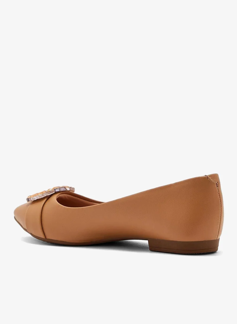 Beira Rio Tan Low Heels Pump for Women – Elegant Office Heel Shoes & Classic Pumps for Girls for Women | Best Price UAE