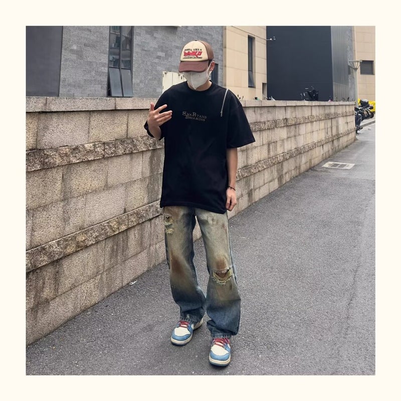 Unisex Classic Denim Jeans Loose Fit Daily Outdoor Wear - Image 3