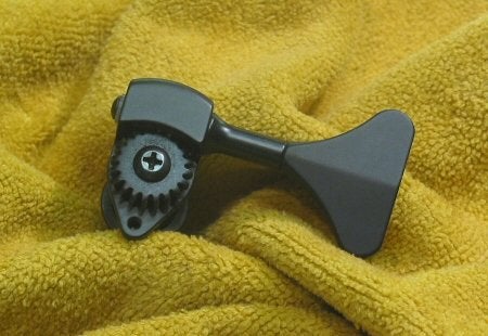 Hipshot HB6Y Ultralite Y Key 3/8" Bass Tuning Machine (Black Finish) - Image 2