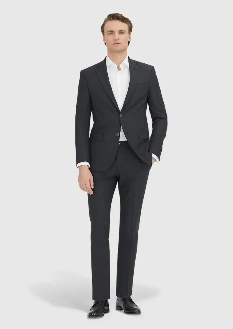 رامسي بدلة صوفية مخططة بقصة عصرية بلون الفحم الصلب